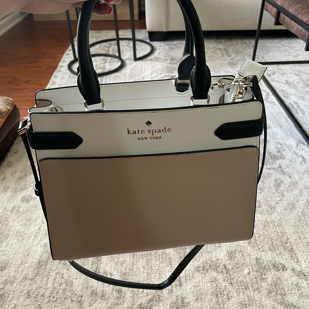 Kate Spade - White and Beige Purse - Long Strap and Short Handles - Picture 5 of 6